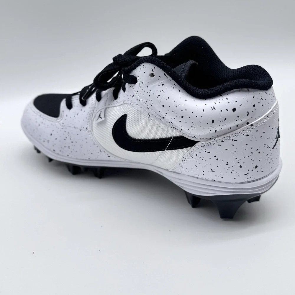 Size 9M - Air Jordan Stadium 90 TD Football Cleat White Black, Molded Cleats